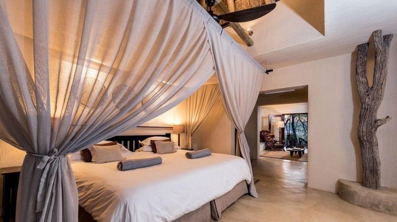 <b>Sabi Sabi Bush Lodge, Sabi Sand Suite</b>