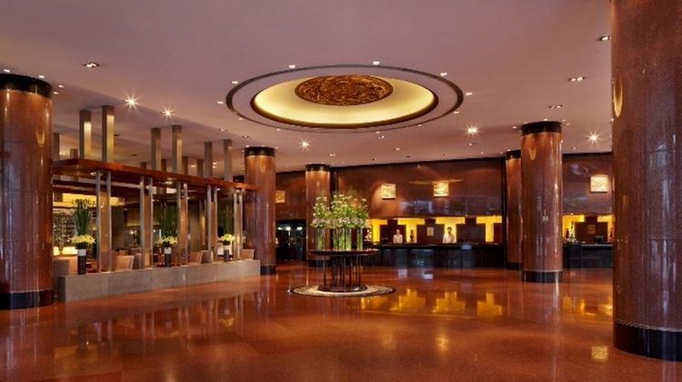 Hua Ting Hotel & Towers Lobby