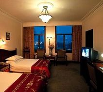 Jin Jiang Pacific Hotel Room