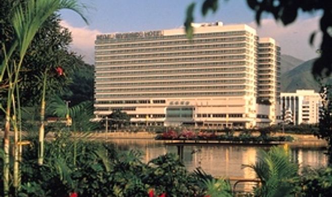 Regal Riverside Hotel Exterior