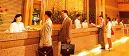 Regal Riverside Hotel Lobby
