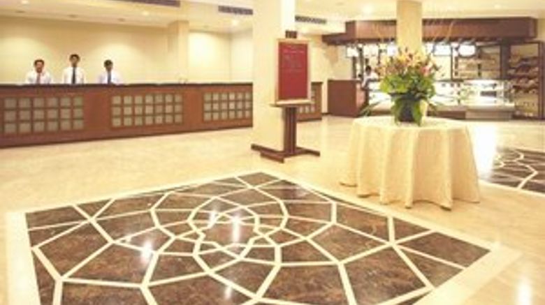 <b>Hotel Express Towers Lobby</b>
