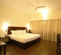 Hotel Express Towers Room
