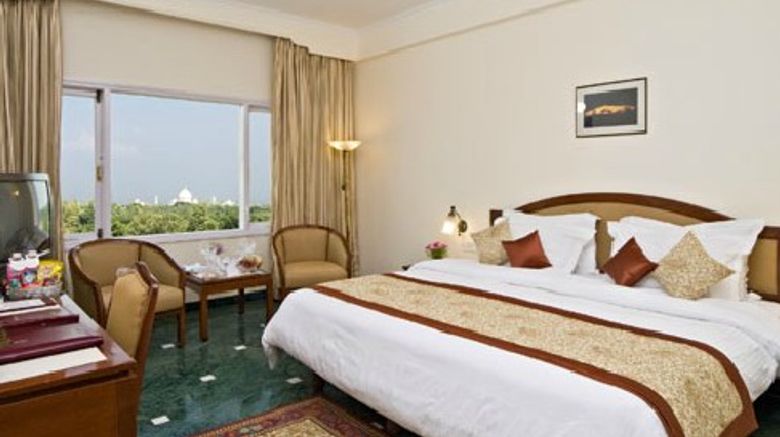 <b>Hotel Clarks Shiraz Room</b>