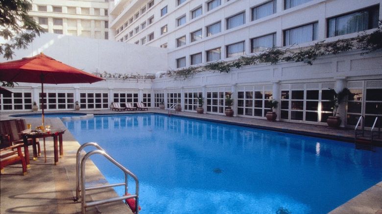 <b>Crowne Plaza Chennai Adyar Park Pool</b> <b>Crowne Plaza Chennai Adyar Park Pool</b>