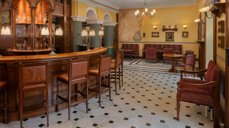 <b>ITC Windsor, a Luxury Collection Hotel Bar/Lounge</b> <b>ITC Windsor, a Luxury Collection Hotel Bar/Lounge</b>