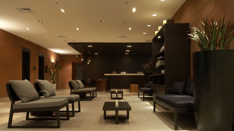 The b Kobe Lobby