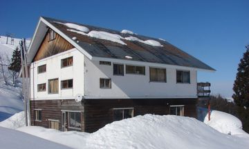 STI Ski Lodge