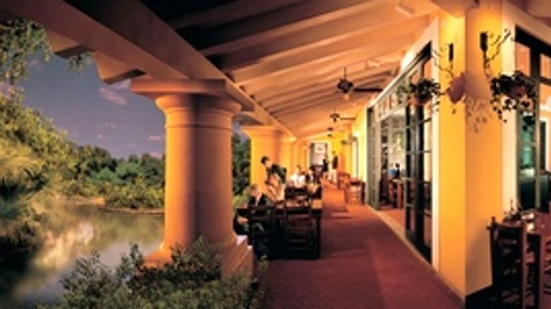 <b>Regency Art Hotel Restaurant</b>