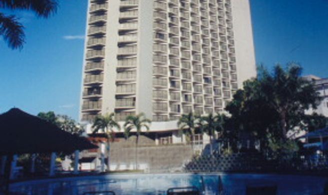Century Park Hotel Exterior
