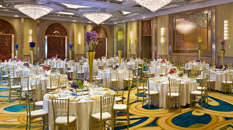 <b>Dusit Thani Manila Banquet</b> <b>Dusit Thani Manila Banquet</b>