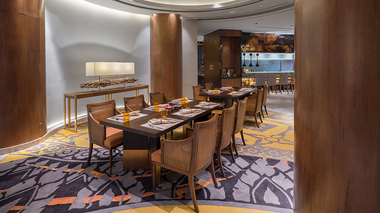<b>Dusit Thani Manila Restaurant</b> <b>Dusit Thani Manila Restaurant</b>
