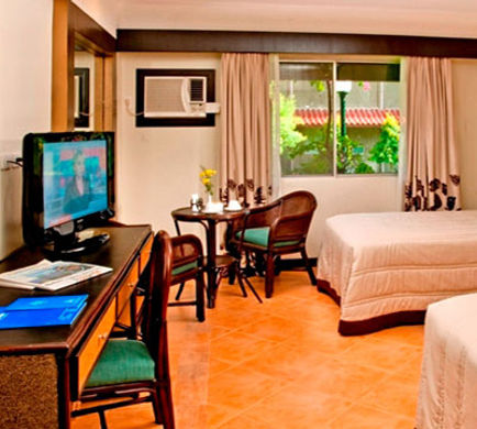 Montebello Villa Hotel Room
