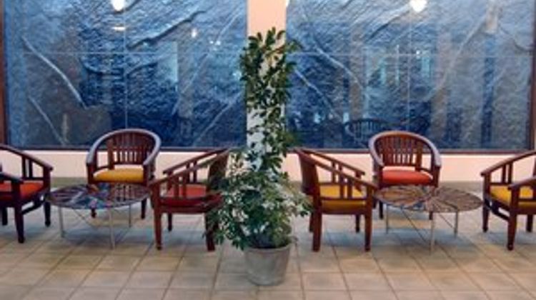 Hotel Hill Top Lobby