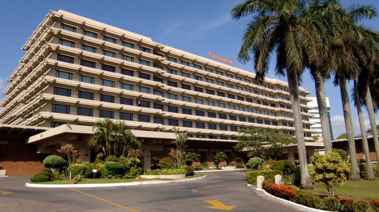 <b>Cinnamon Lakeside Colombo Exterior</b>