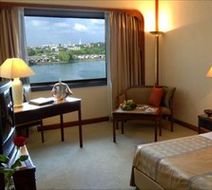 Cinnamon Lakeside Colombo Room