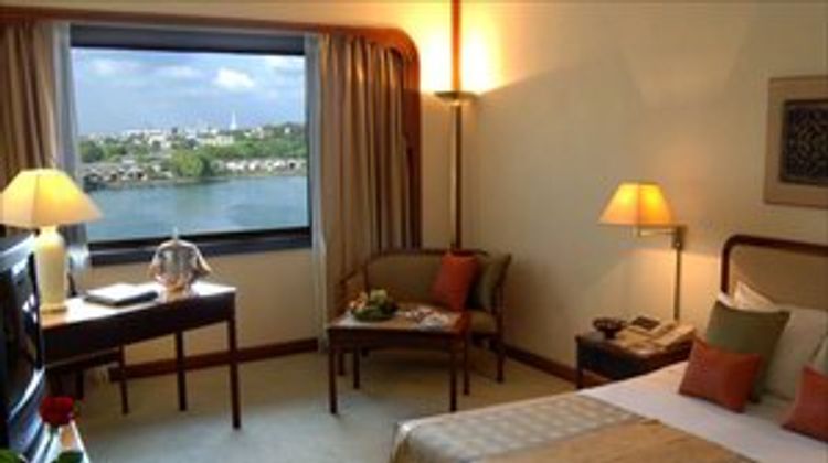 Cinnamon Lakeside Colombo Room