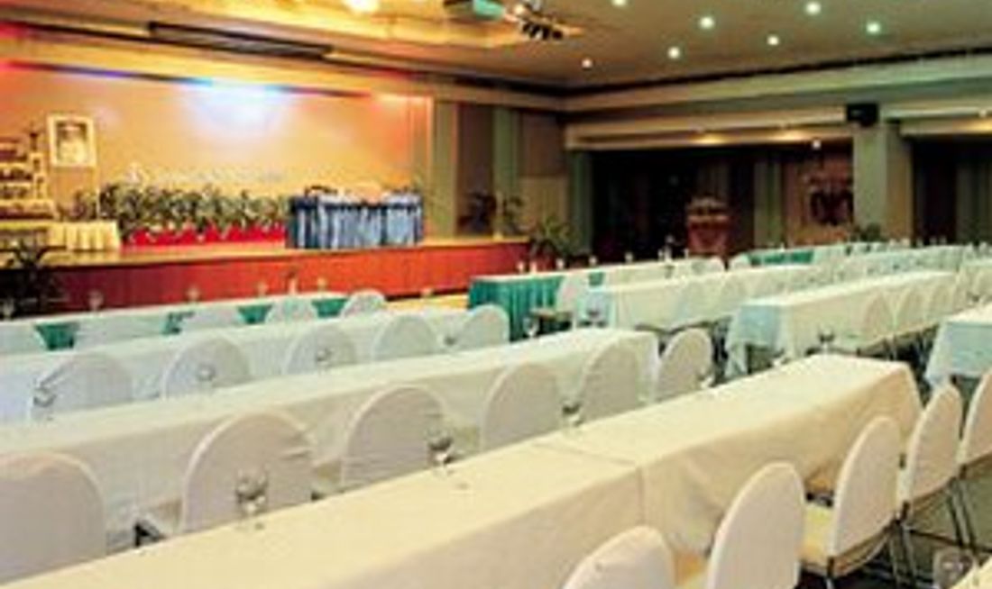 Chiang Mai Hill 2000 Hotel Meeting