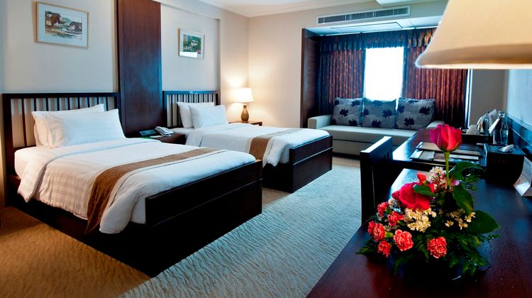 Moevenpick Suriwongse Hotel Chiang Mai Room