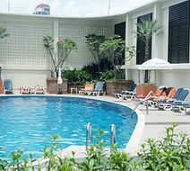 Narai Hotel Pool