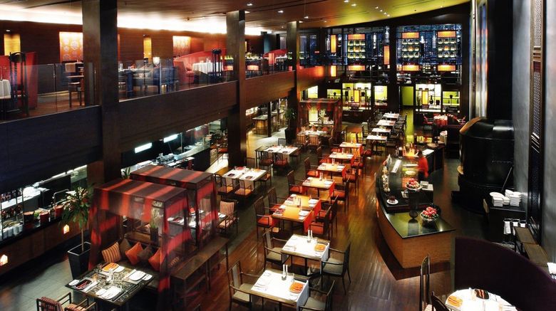 <b>Amari Pattaya Restaurant</b>