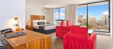 Cambridge Hotel Sydney Room