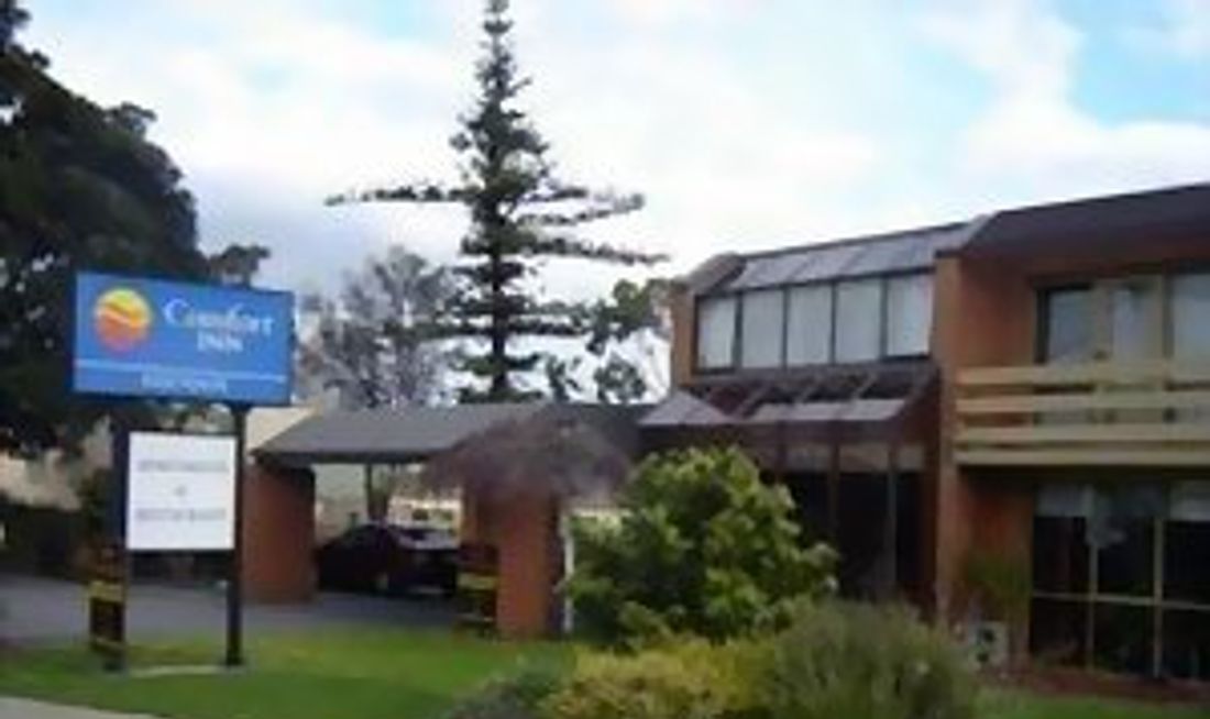 Essendon Motor Inn Exterior