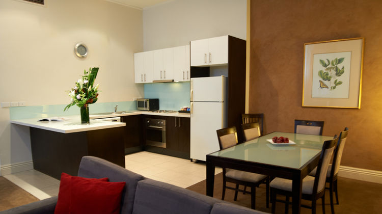 Gordon House Apartments Suite