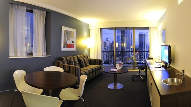 <b>Mantra on View Hotel Surfers Paradise Suite</b>