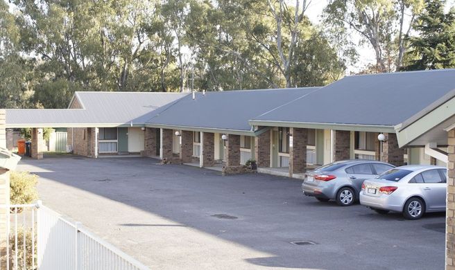 Bendigo Homestead Motor Inn & Apartments Exterior