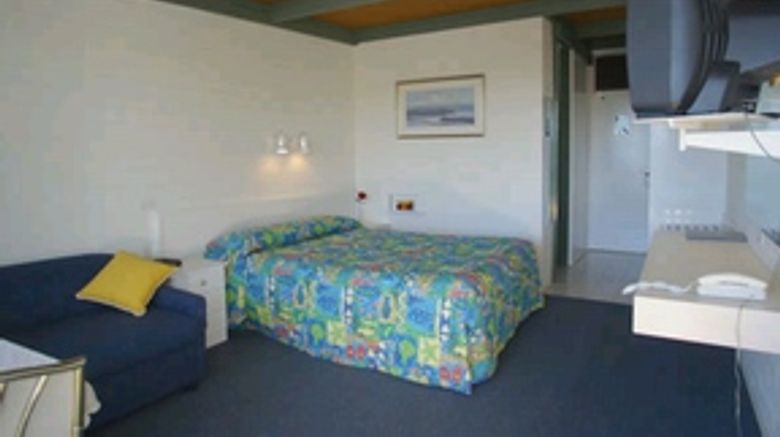 <b>Kingfisher Motel Room</b>