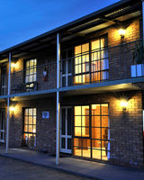 Statesman Motor Inn