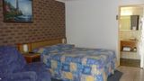 Lantern Motor Inn Room