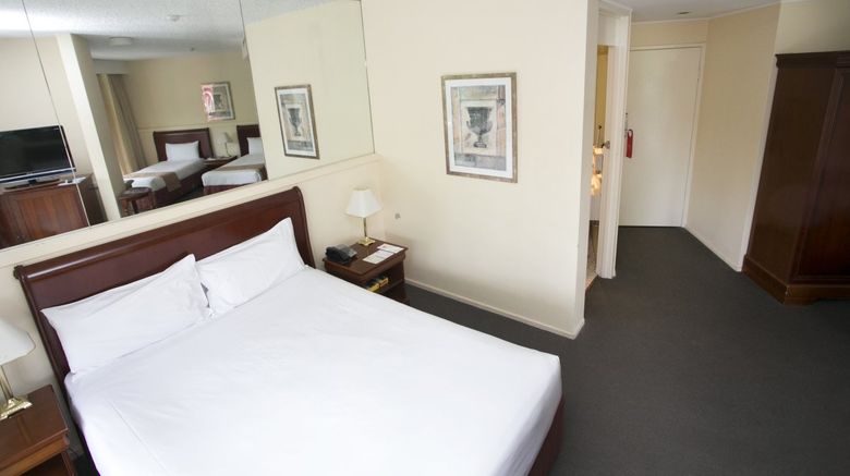 <b>Madison Tower Mill Hotel Suite</b>