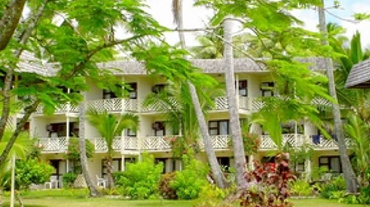 Edgewater Resort & Spa Exterior