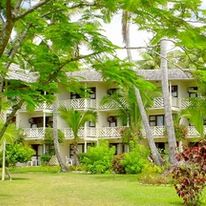 Edgewater Resort & Spa