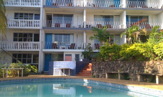 Capricorn Apartment Hotel Exterior