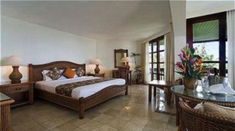 <b>Warwick Fiji Suite</b>
