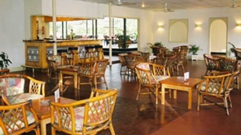 <b>Tanoa Skylodge Hotel Restaurant</b>