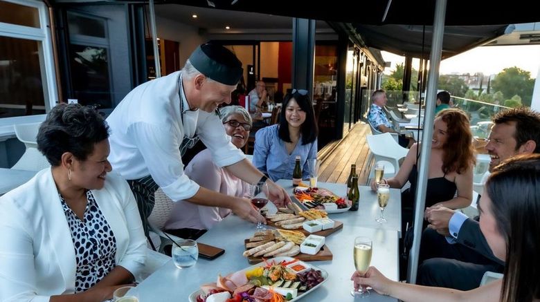 <b>The Parnell Hotel & Conference Centre Restaurant</b> <b>The Parnell Hotel & Conference Centre Restaurant</b>
