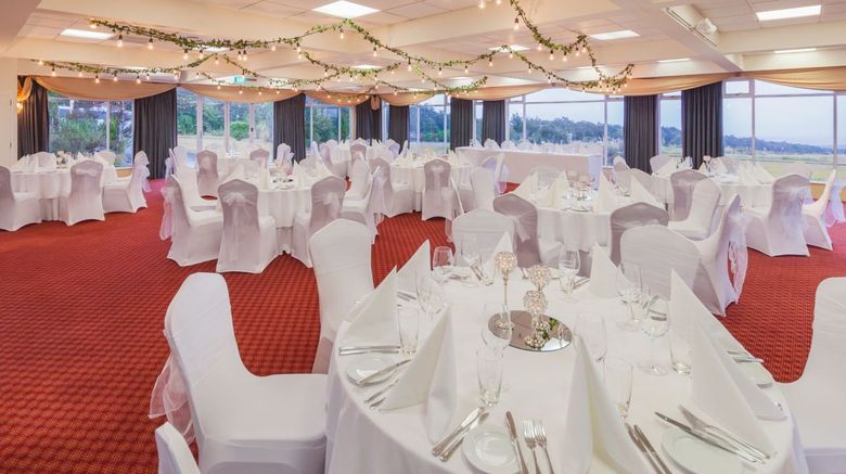 <b>Chateau Tongariro Banquet</b>