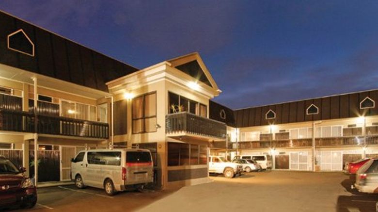 <b>Kiwi Studios Motel Exterior</b>
