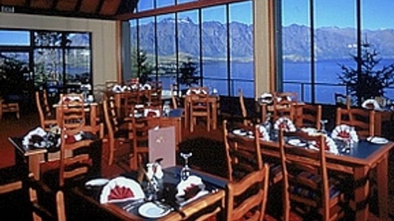 <b>Kamana Lakehouse Hotel Restaurant</b>