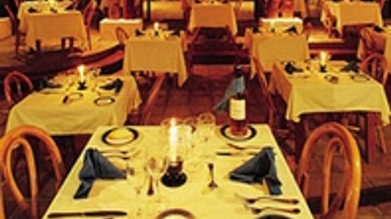 <b>Manihi Pearl Beach Resort Restaurant</b>