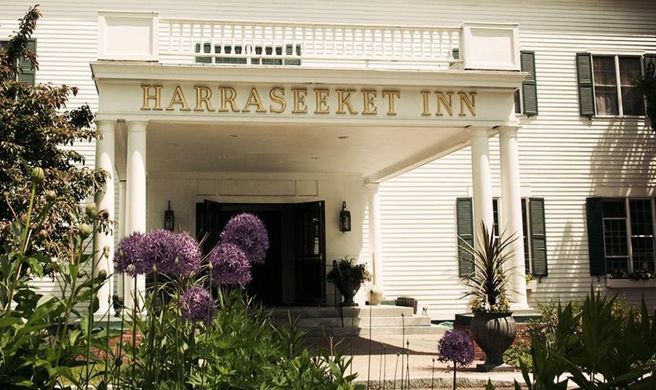 Harraseeket Inn & Event House Exterior