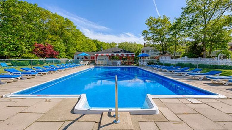 <b>Rhumb Line Resort Pool</b>
