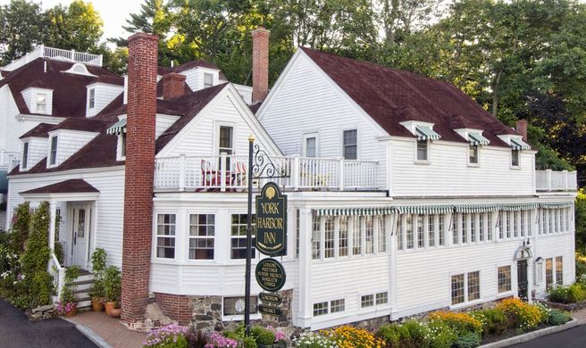 York Harbor Inn Exterior