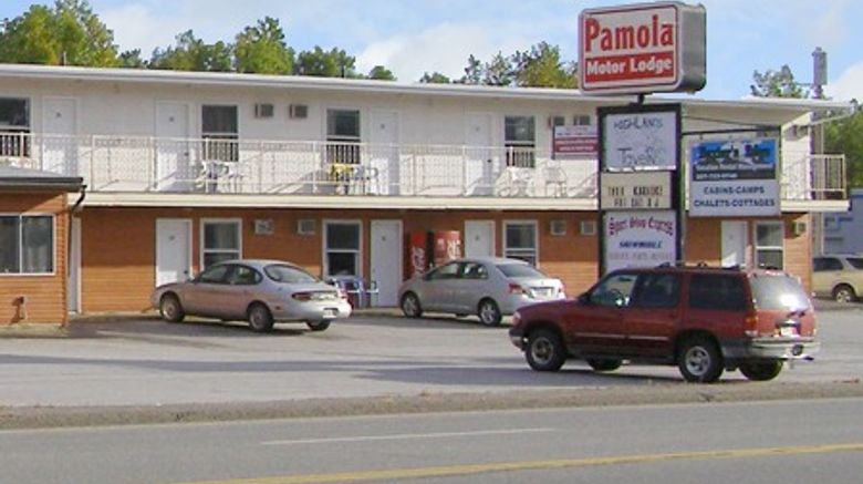 <b>Pamola Motor Lodge Exterior</b>