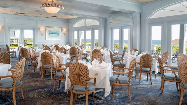 <b>The Breakers Hotel On The Ocean Restaurant</b>