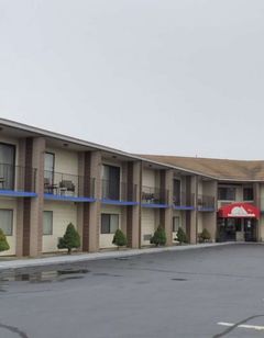 Red Roof Inn & Suites Middletown